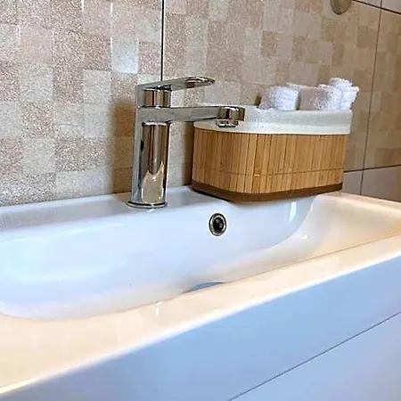 Leo House Kea Апартаменты